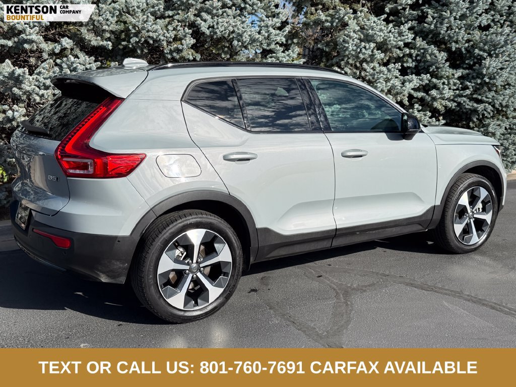 Used 2026 Volvo XC40 B5 Plus AWD/4WD image 9