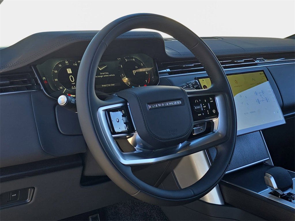 New 2026 Land Rover Range Rover SE image 17
