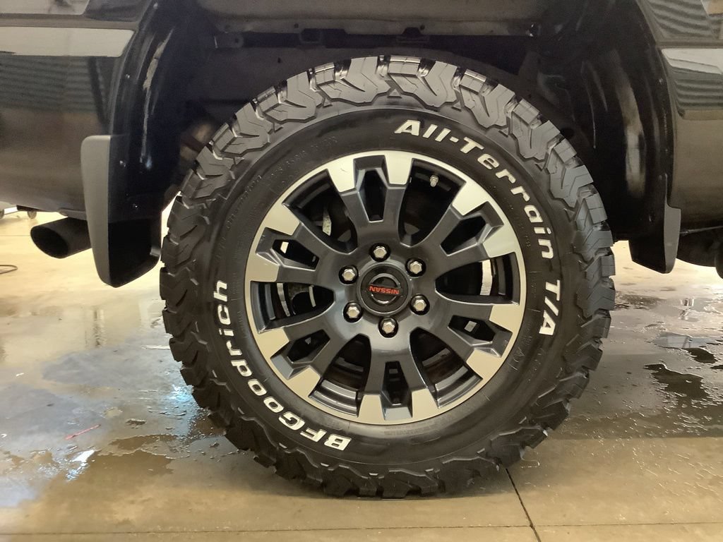Used 2022 Nissan Titan SV AWD/4WD image 20