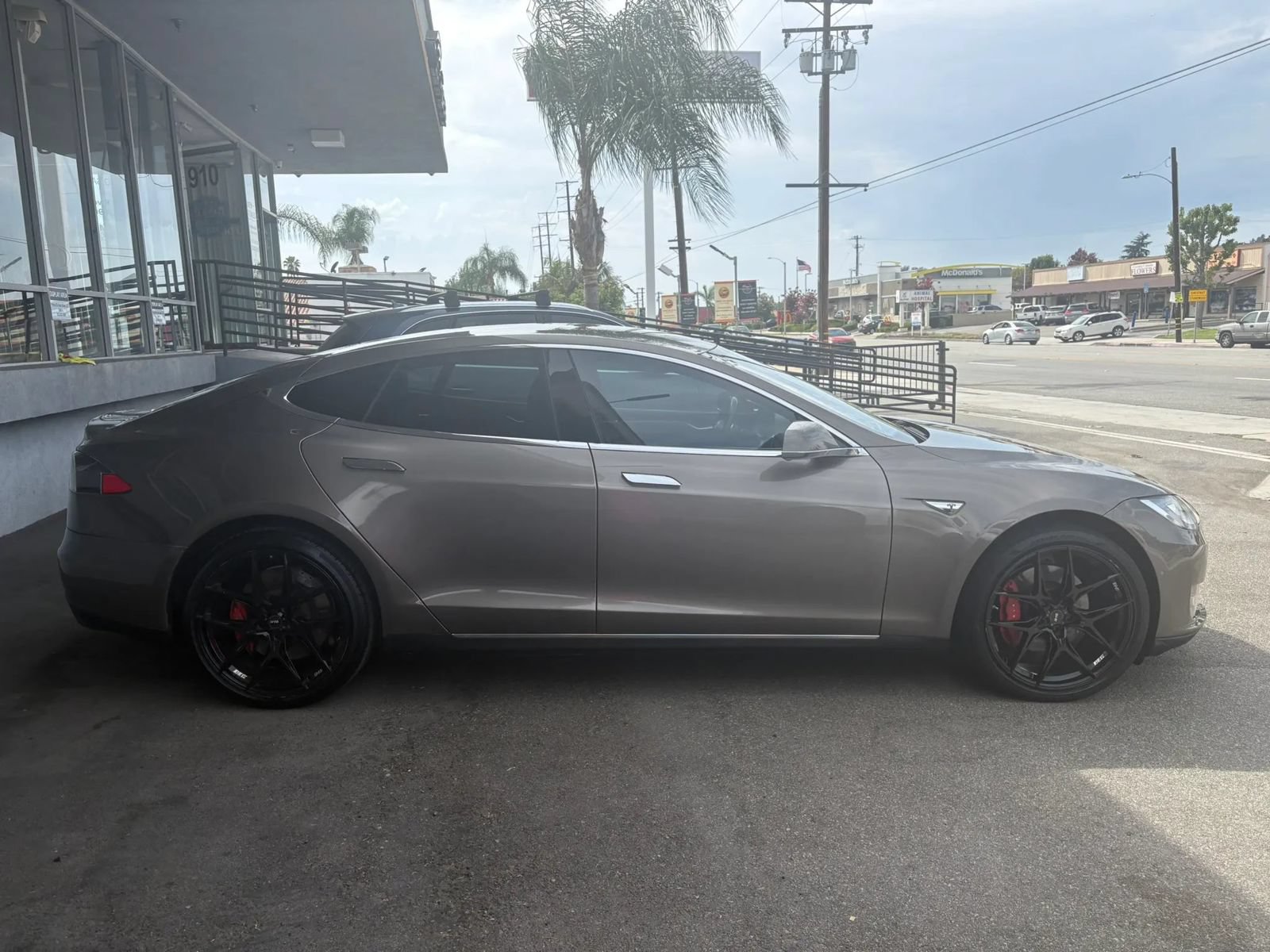 Used 2015 Tesla Model S P85D AWD/4WD image 9