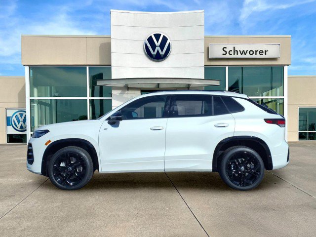 New 2026 Volkswagen Tiguan SE R-Line image 1