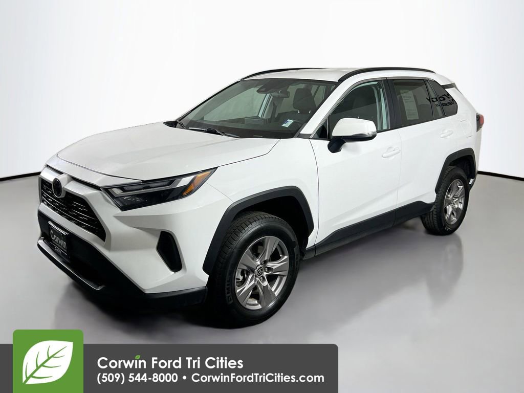 Used 2023 Toyota RAV4 XLE image 5