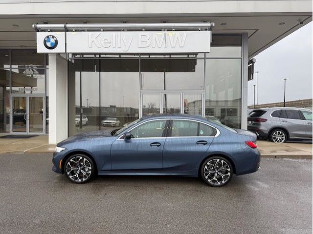 Used 2025 BMW 330i xDrive 330i xDrive Sedan w/ Premium Package image 7