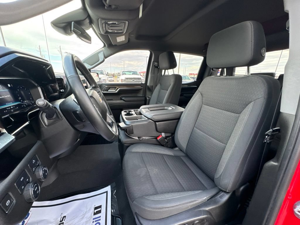 Used 2023 Chevrolet Silverado 1500 LT AWD/4WD image 14