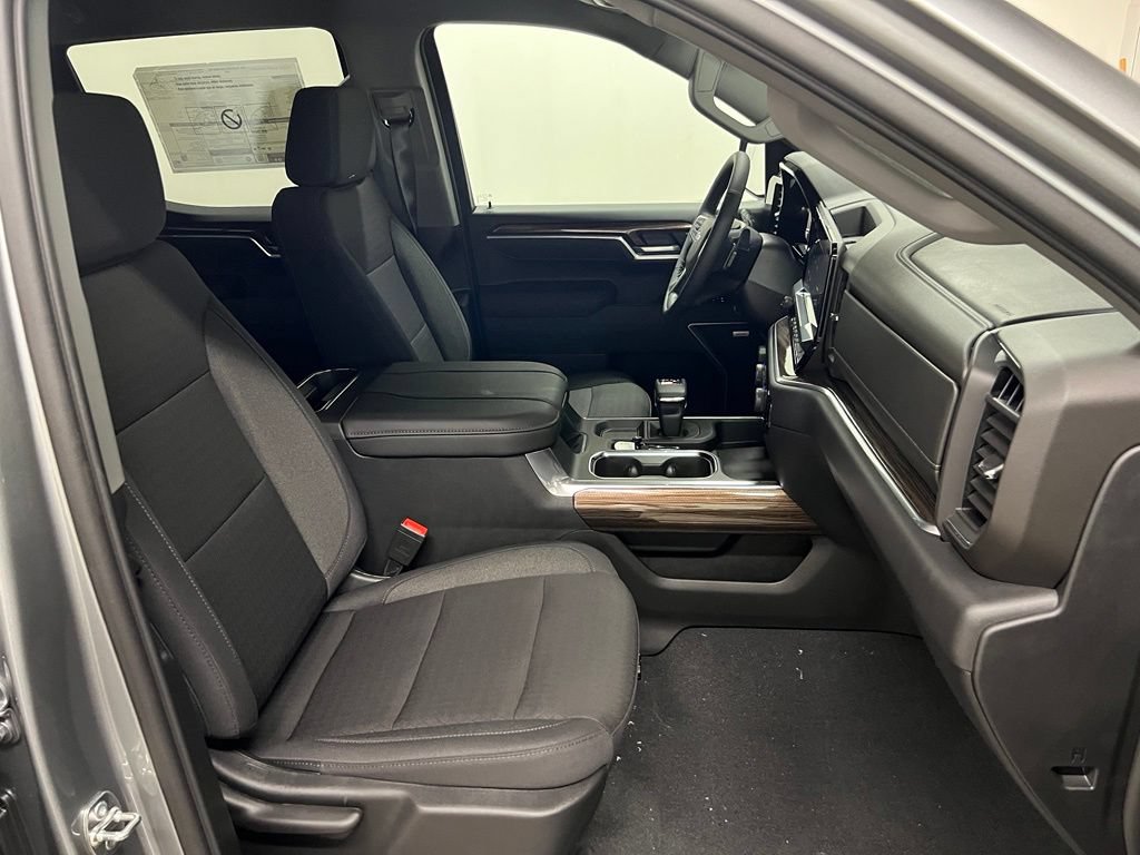 New 2026 Chevrolet Silverado 1500 RST w/ Convenience Package II AWD/4WD image 43