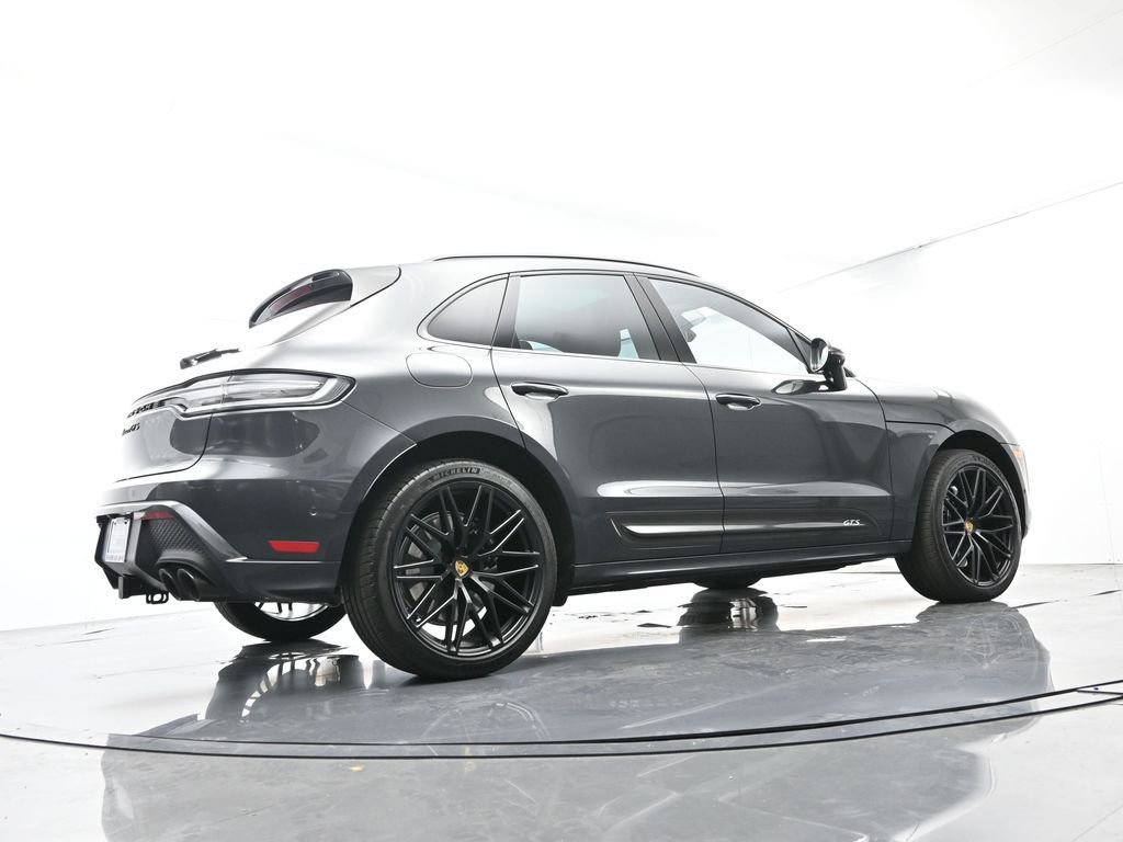 Certified 2025 Porsche Macan GTS image 56