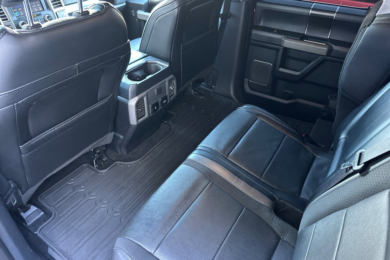 Used 2019 Ford F150 Raptor w/ Equipment Group 802A Luxury image 15