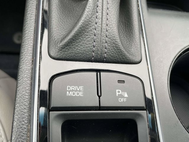 Used 2015 Hyundai Sonata Limited w/ Option Group 06 FWD image 30