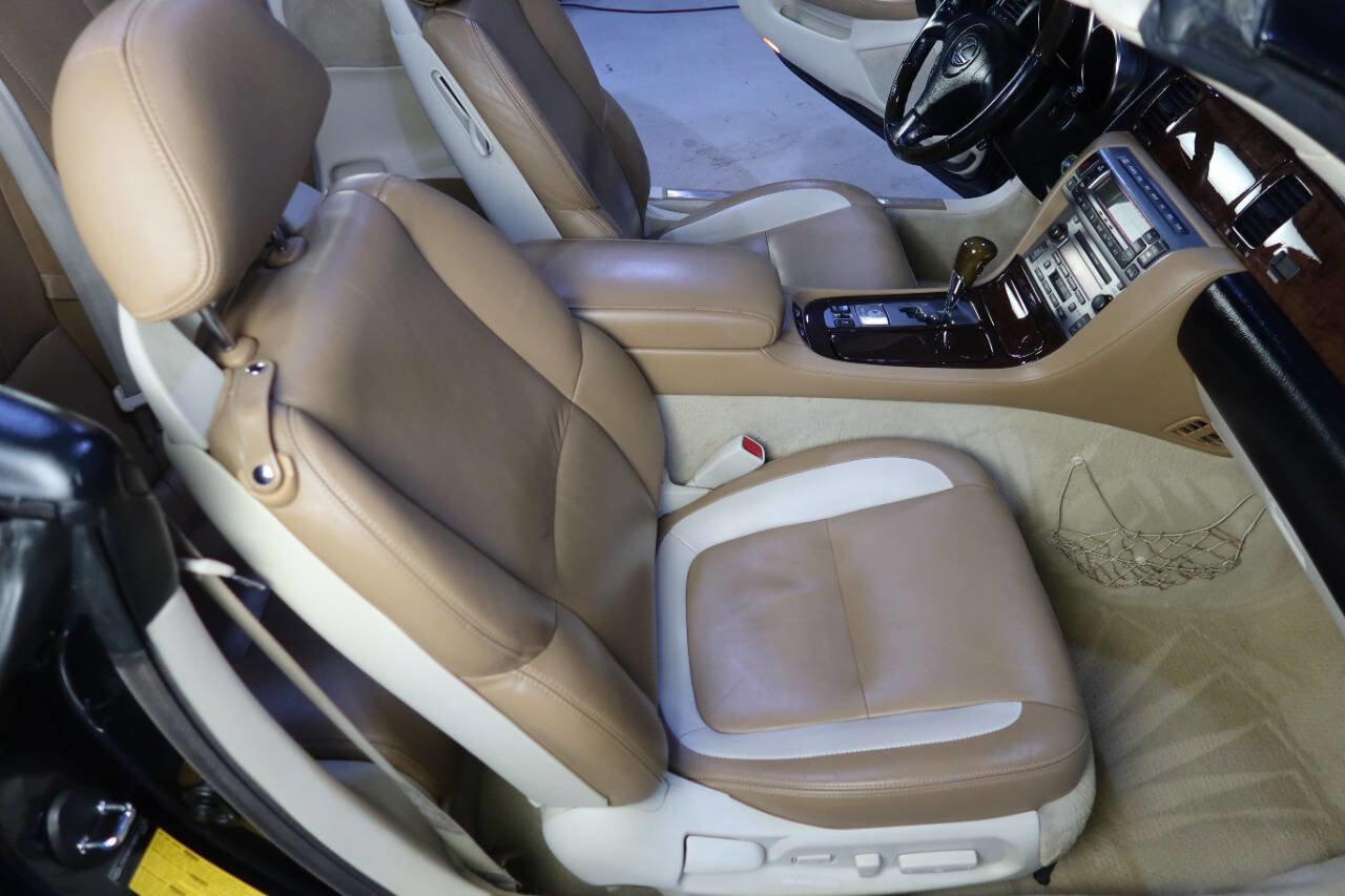 Used 2008 Lexus SC 430 Convertible image 13