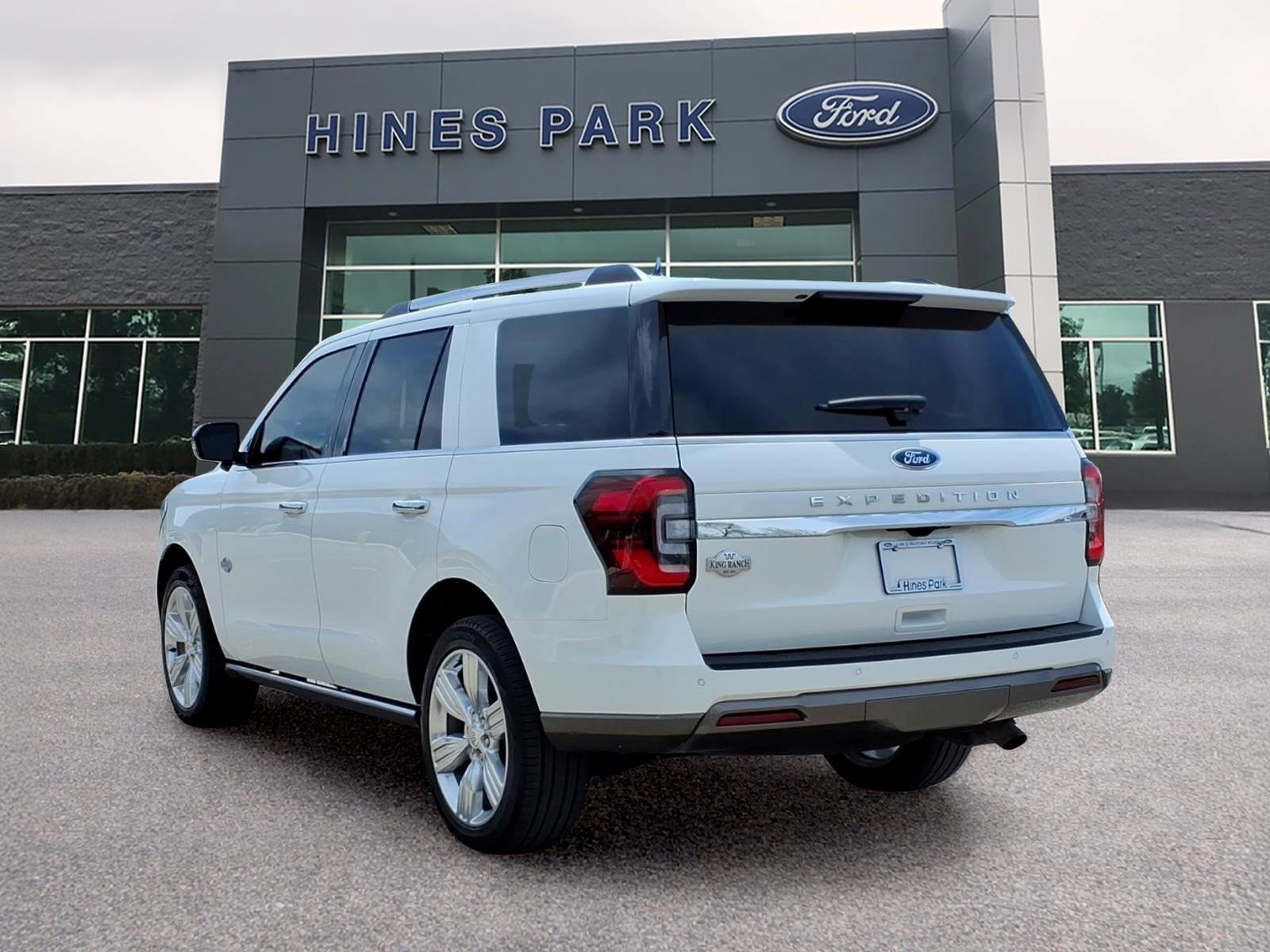Certified 2024 Ford Expedition King Ranch AWD/4WD image 5