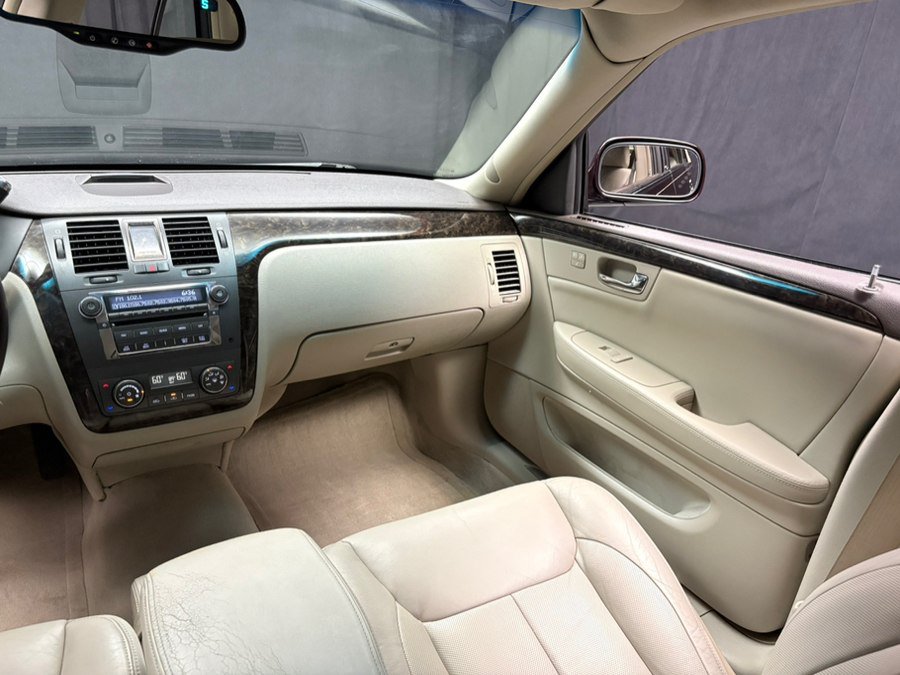 Used 2008 Cadillac DTS Luxury I FWD image 35