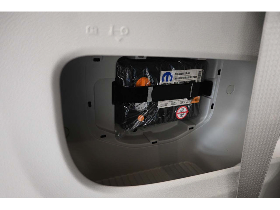 Used 2023 Chrysler Voyager LX FWD image 27