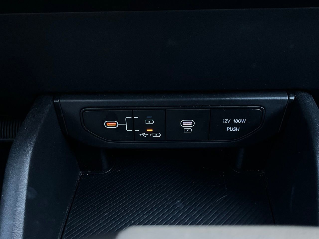 Used 2025 Kia K4 LXS image 26