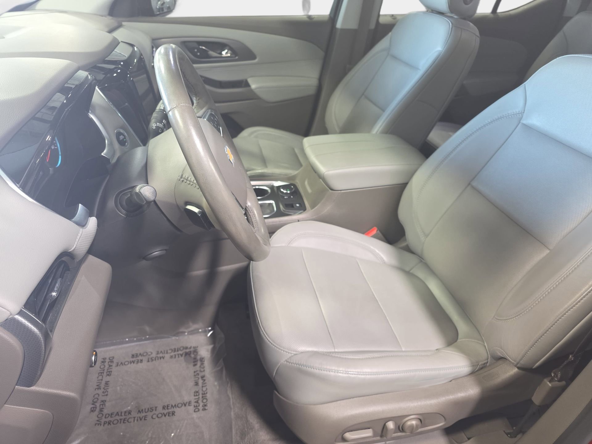 Used 2020 Chevrolet Traverse Premier FWD image 15