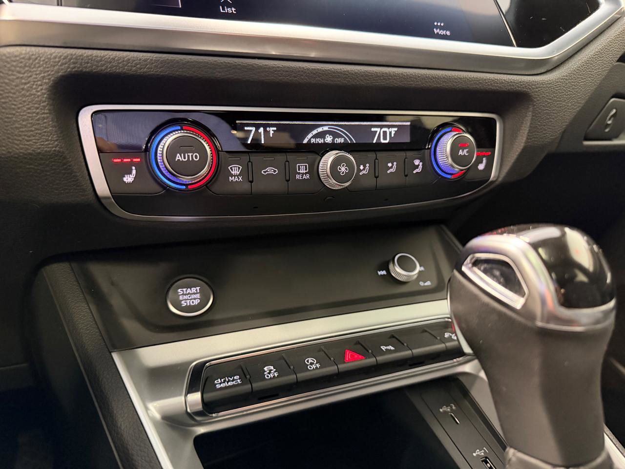 Used 2020 Audi Q3 2.0T Premium w/ Convenience Package image 42