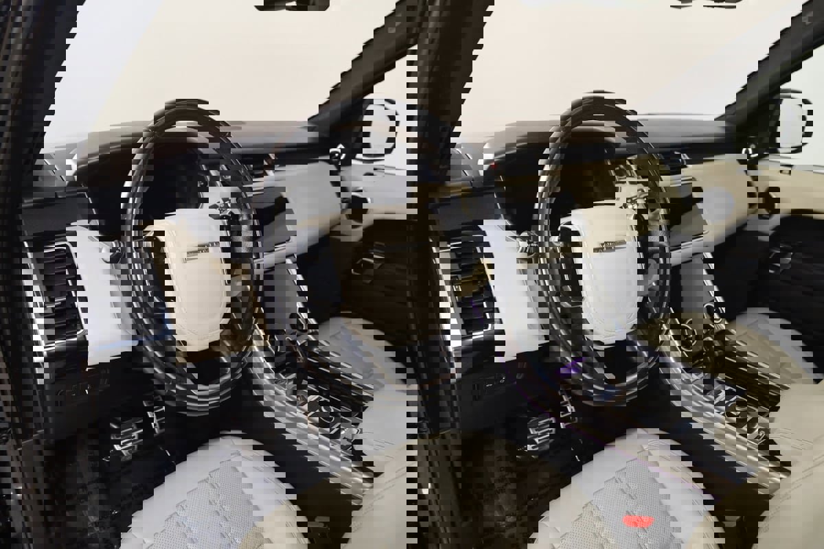 Used 2021 Land Rover Range Rover Sport HSE Silver Edition image 28