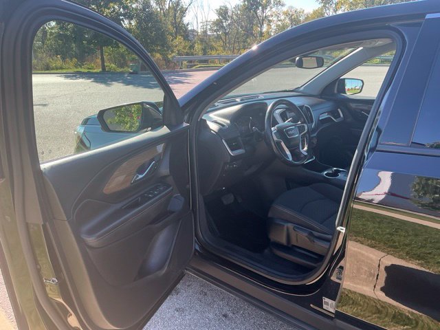 Used 2020 GMC Terrain SLE FWD image 15