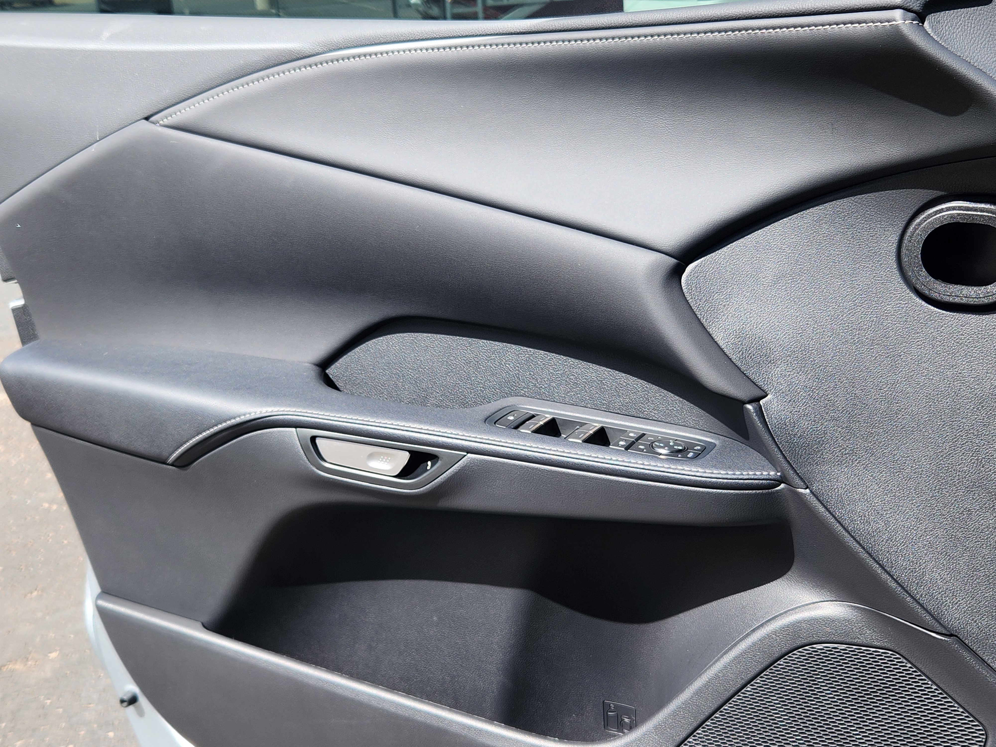 Used 2025 Lexus RX 350 w/ Convenience Package image 11