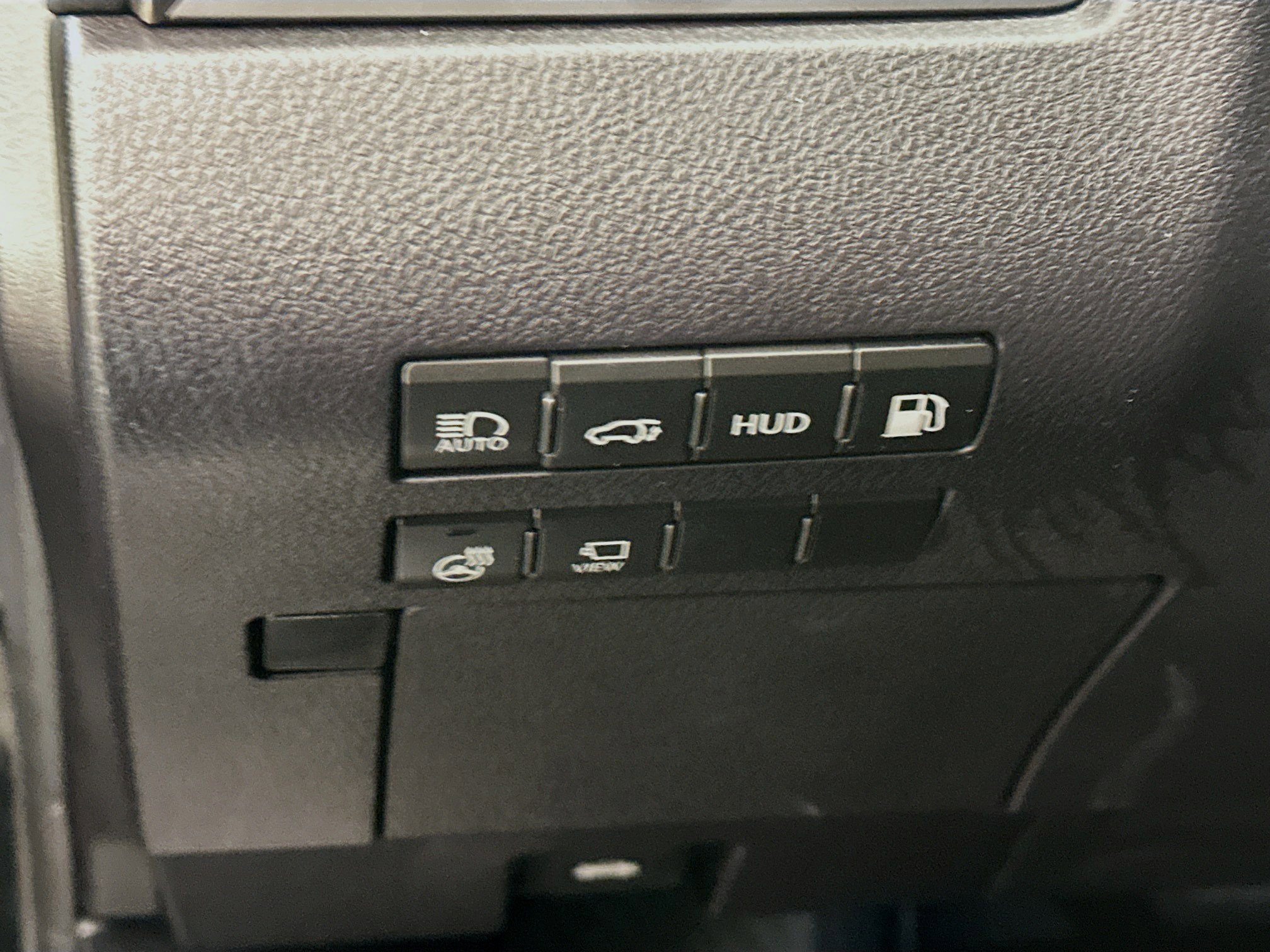 Used 2022 Lexus RX 450h AWD w/ Luxury Package image 17