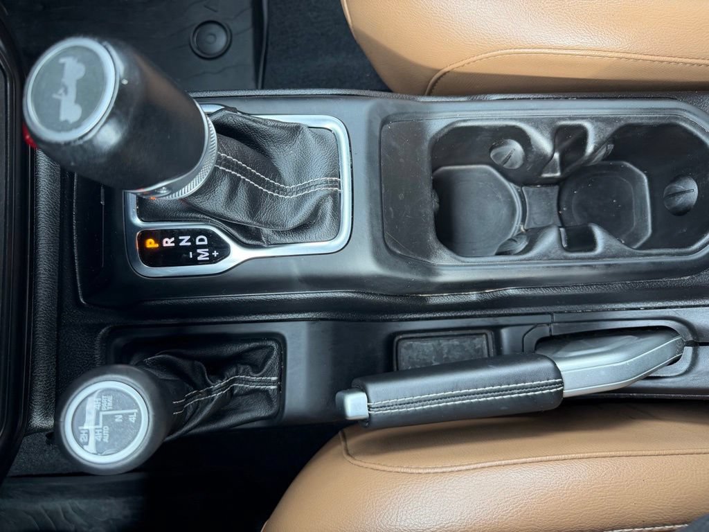 Used 2020 Jeep Wrangler Unlimited Sahara AWD/4WD image 23