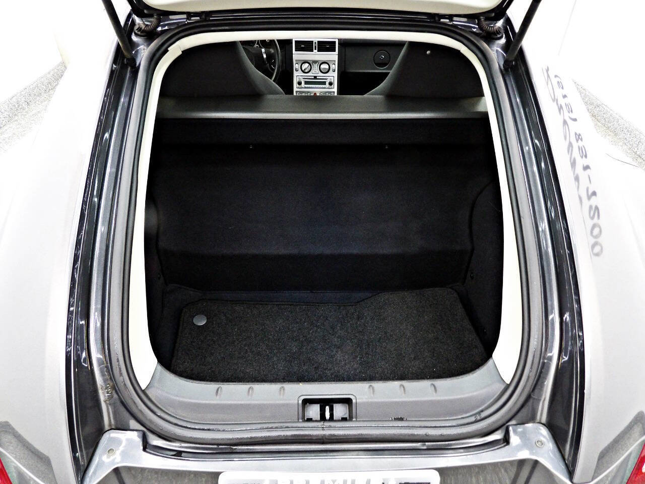 Used 2005 Chrysler Crossfire SRT-6 image 10