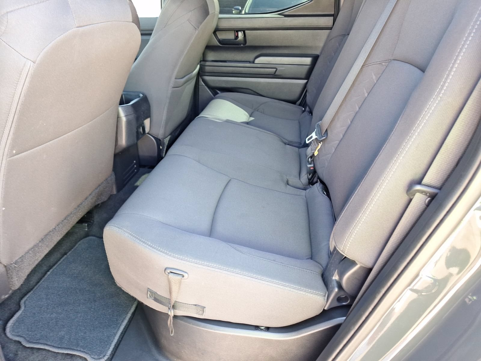 Used 2025 Toyota Tacoma SR RWD image 27