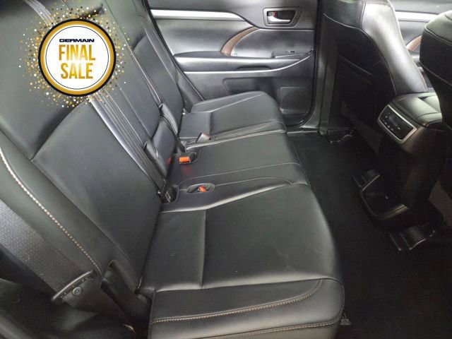 Used 2019 Toyota Highlander XLE image 19