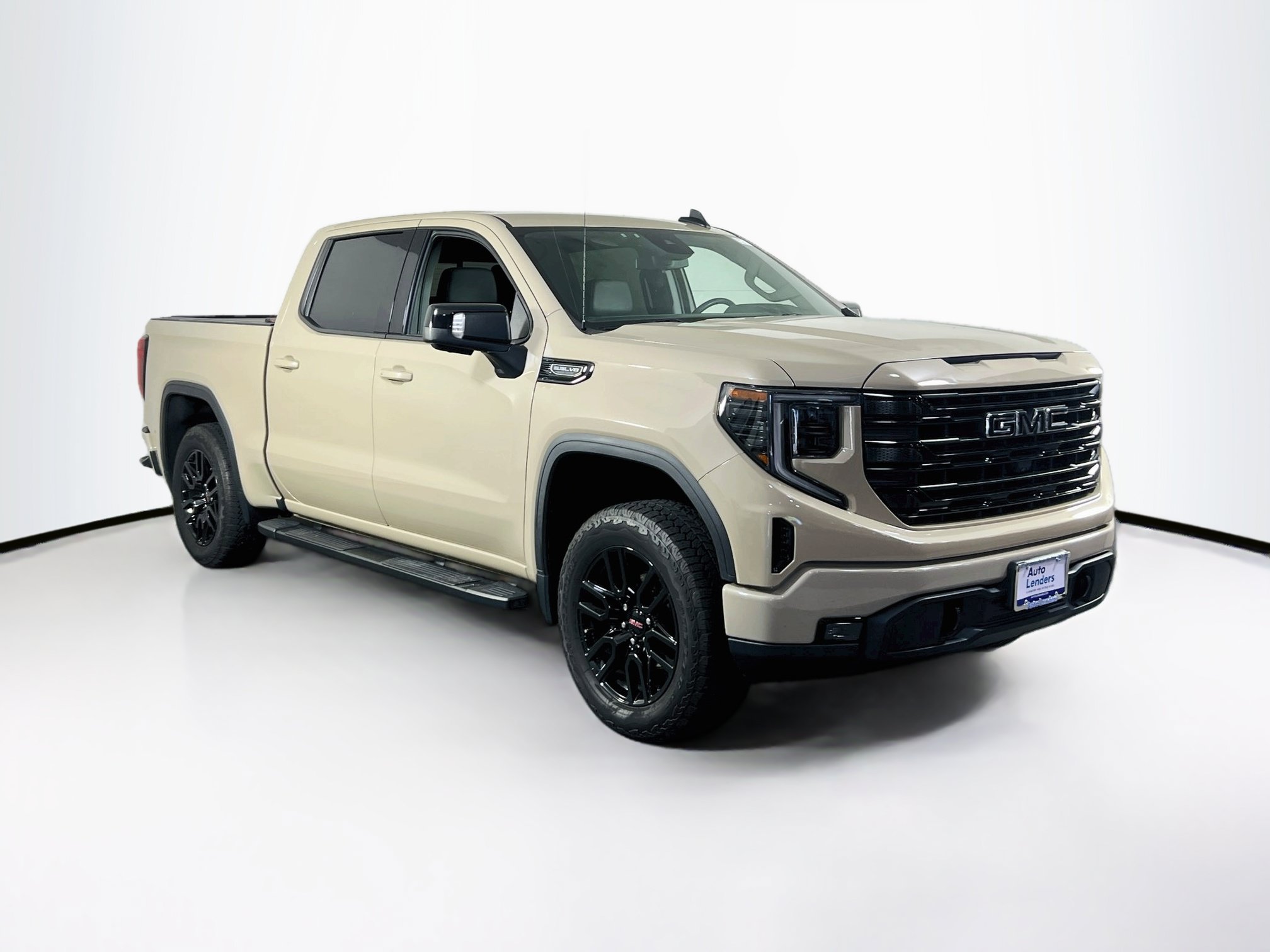 Used 2022 GMC Sierra 1500 Elevation w/ Elevation Premium Package AWD/4WD image 3