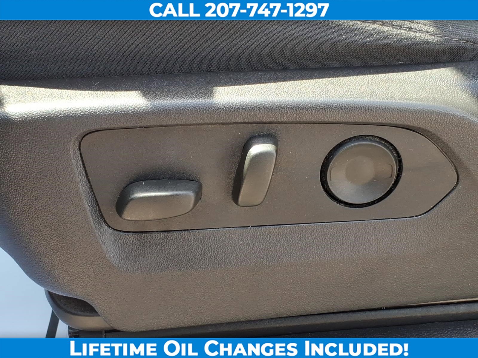 Used 2024 Chevrolet Silverado 1500 Custom AWD/4WD image 11
