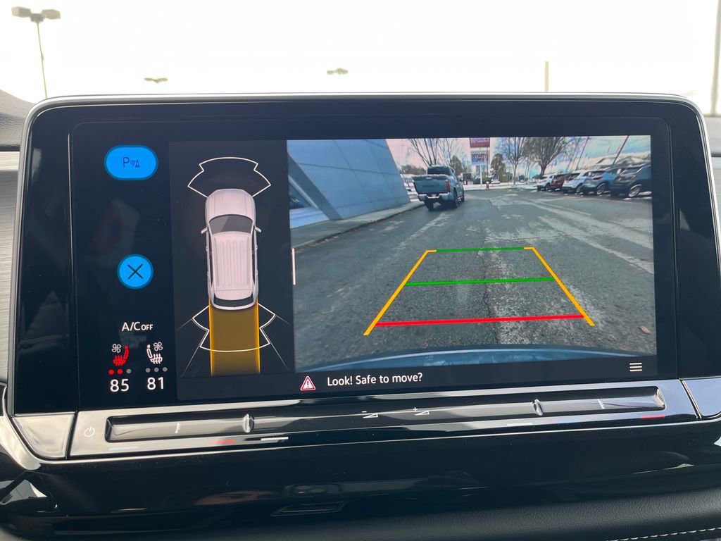 Used 2025 Volkswagen Atlas Cross Sport SE image 20