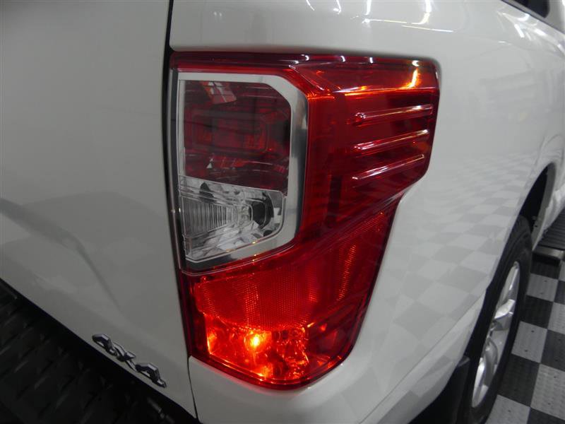 Used 2022 Nissan Titan S w/ S Utility Package image 14