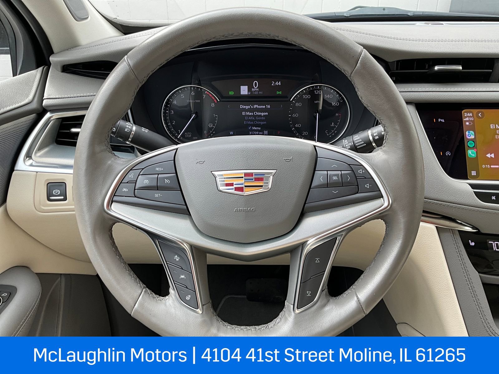 Certified 2023 Cadillac XT5 Premium Luxury AWD/4WD image 3