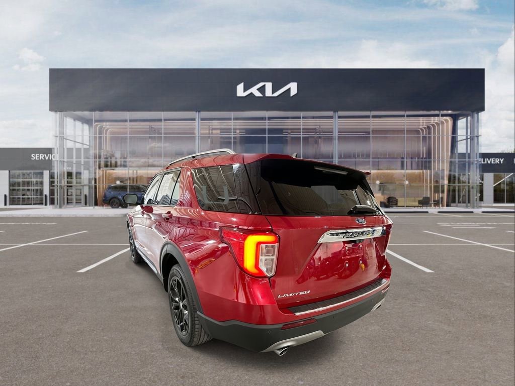 Used 2024 Ford Explorer Limited image 6