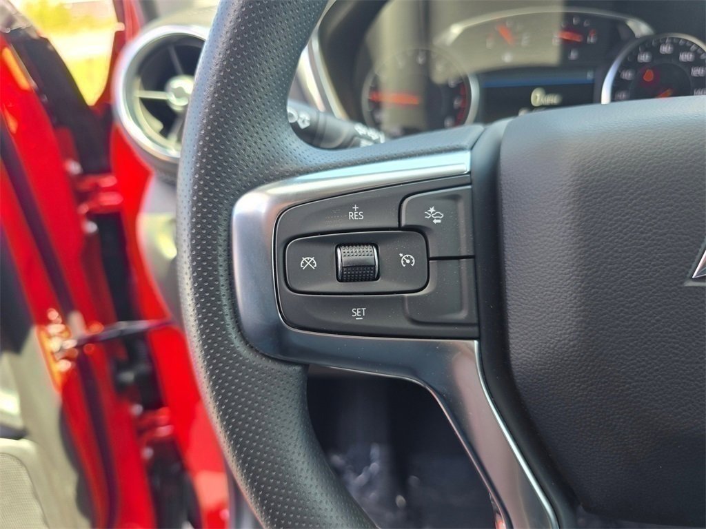 New 2025 Chevrolet Blazer LT w/ Midnight/Sport Edition image 20