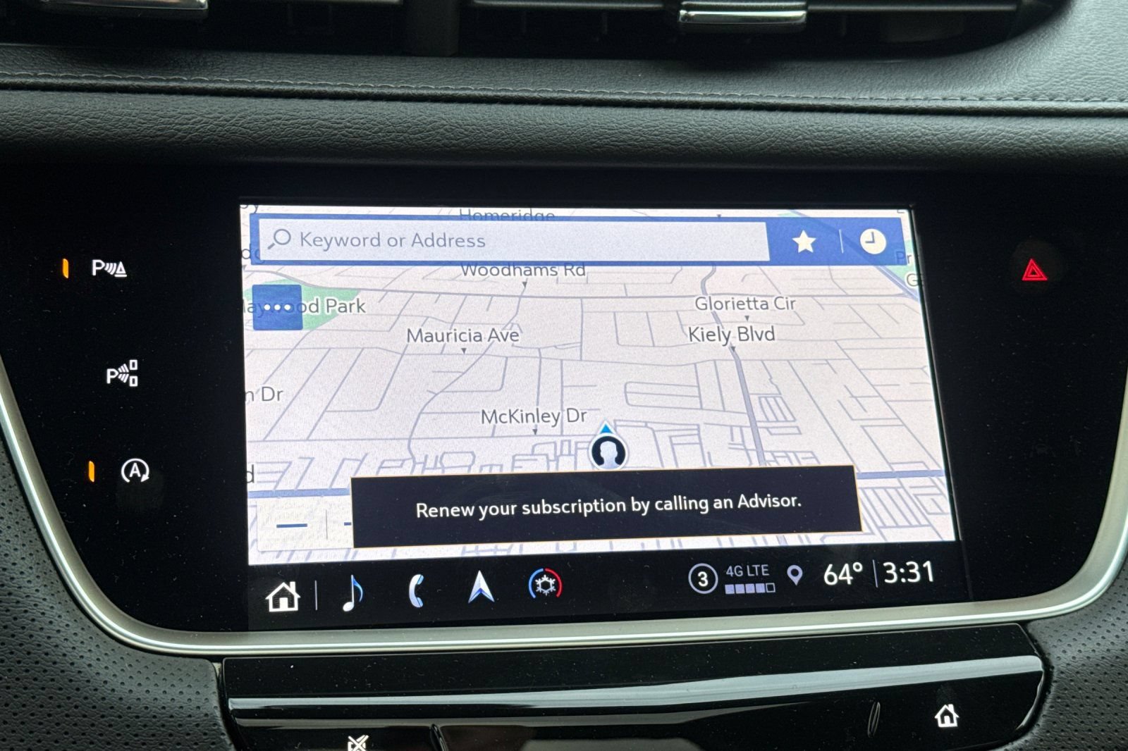 Used 2025 Cadillac XT5 Premium Luxury w/ LPO, Red Accent Package FWD image 40