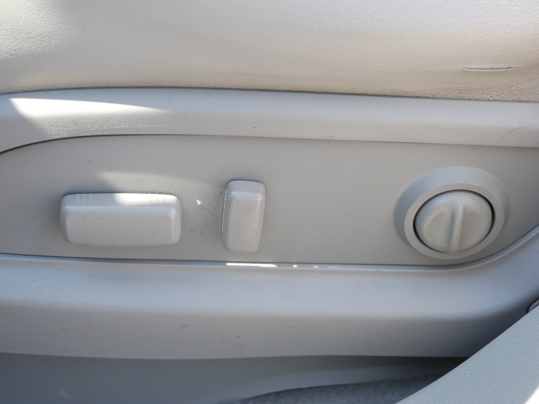 Used 2015 Buick Enclave Leather AWD/4WD image 20