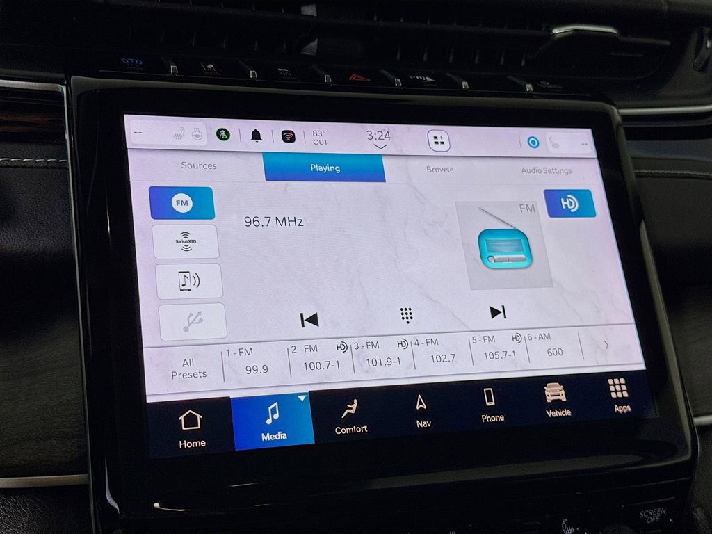 Used 2022 Jeep Grand Cherokee Limited 4xe image 7