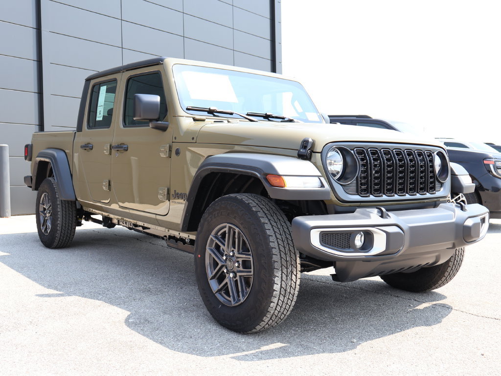 New 2026 Jeep Gladiator Sport AWD/4WD image 6