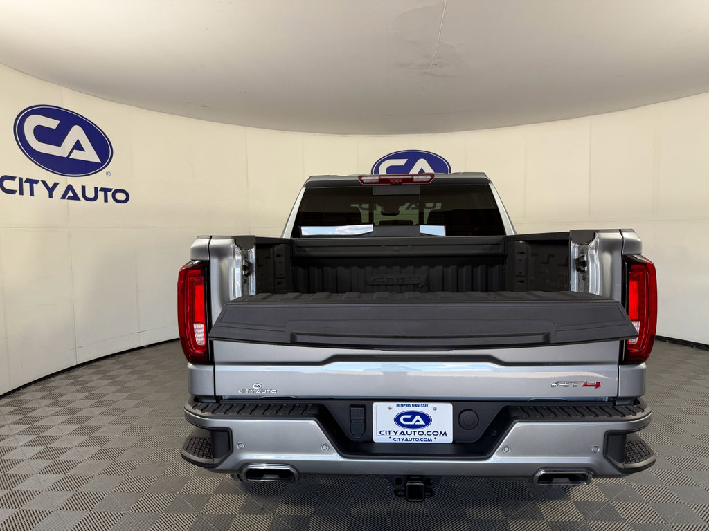 Used 2024 GMC Sierra 1500 AT4 w/ Technology Package image 11