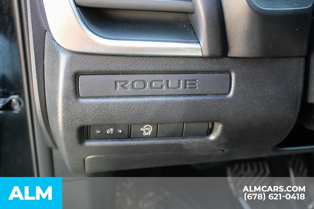 Used 2024 Nissan Rogue S AWD/4WD image 29