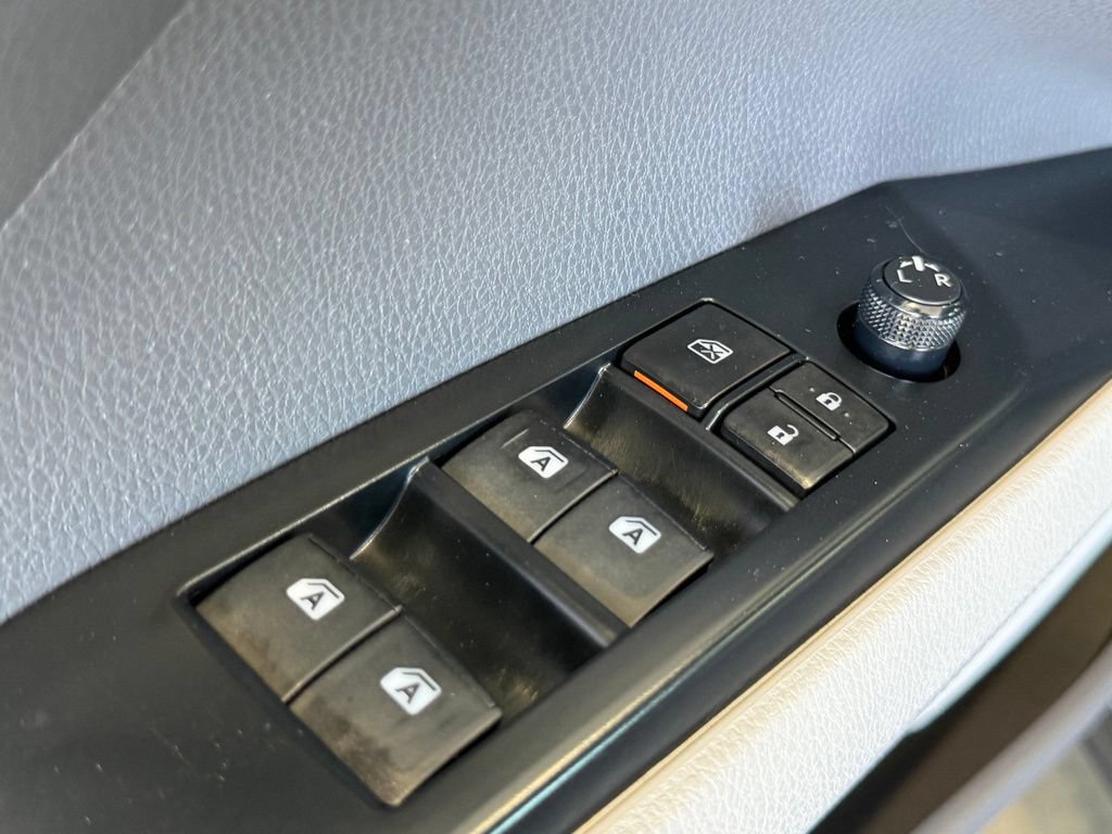 Certified 2019 Toyota Camry SE w/ Protection Package (Q2) FWD image 19