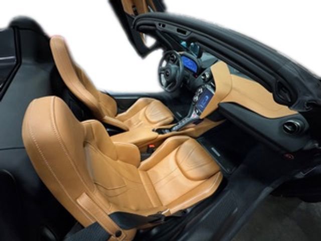 Used 2020 McLaren 720S Performance RWD image 6