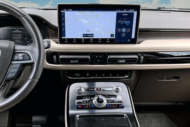 Used 2021 Lincoln Nautilus Reserve AWD/4WD image 6