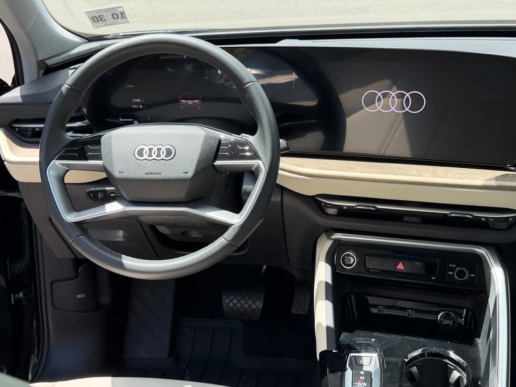 Used 2025 Audi Q5 Premium w/ Convenience Package AWD/4WD image 23