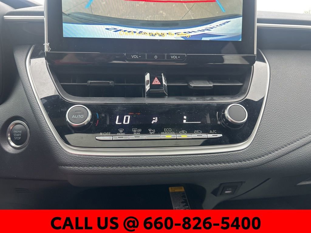 Used 2025 Toyota Corolla SE w/ SE Premium Package image 24