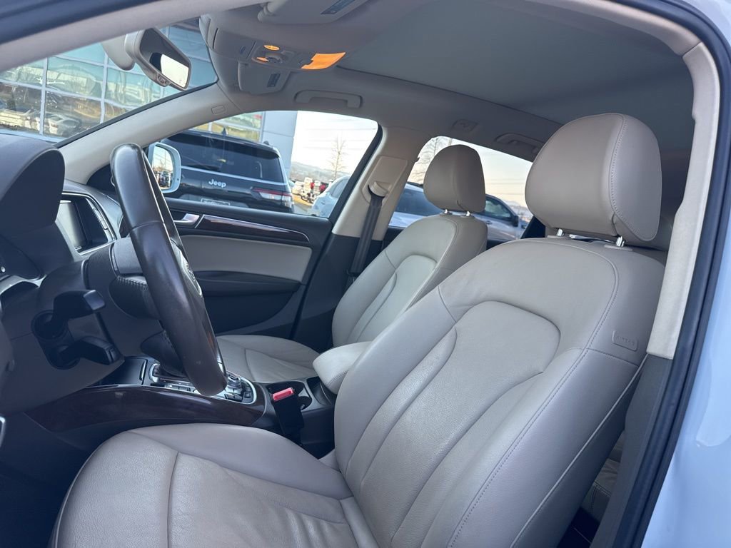 Used 2016 Audi Q5 2.0T Premium Plus w/ Technology Package image 15