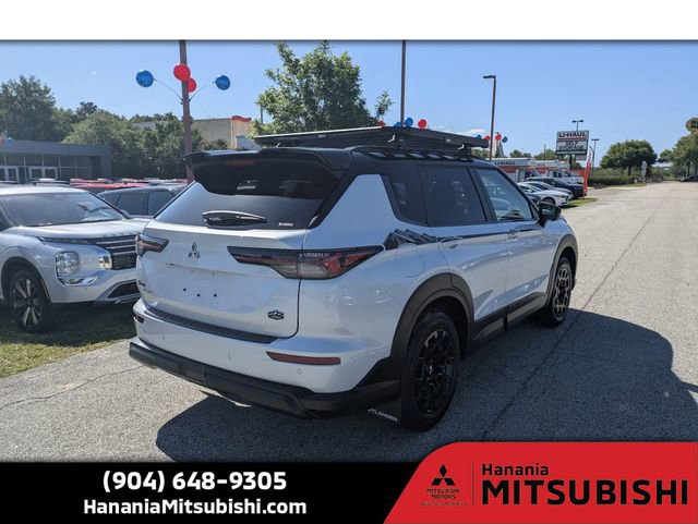 New 2026 Mitsubishi Outlander Trail Edition image 3