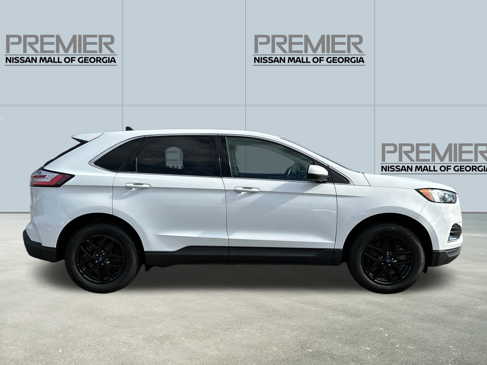 Used 2022 Ford Edge SEL image 4