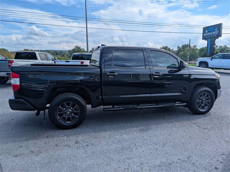 Used 2021 Toyota Tundra SR5 w/ Trail Edition AWD/4WD image 7