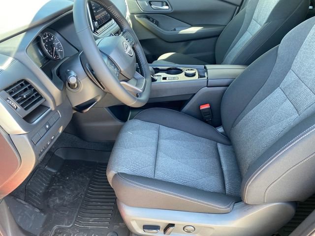 New 2026 Nissan Rogue SV image 10